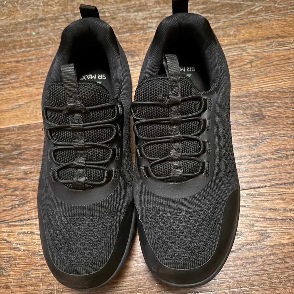 SR Max Women's Black Athletic Shoes Size 7 Worn a few times!